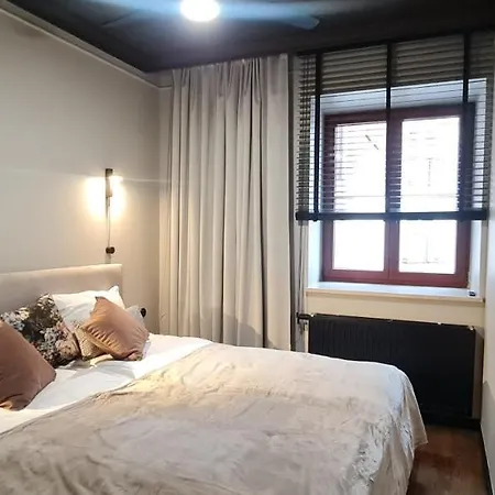 Apartment Entu Odrzanska Wroclaw